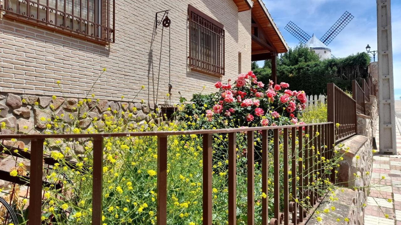 Vivencias Casa Rural Para 10 Personas Camunas Exterior foto