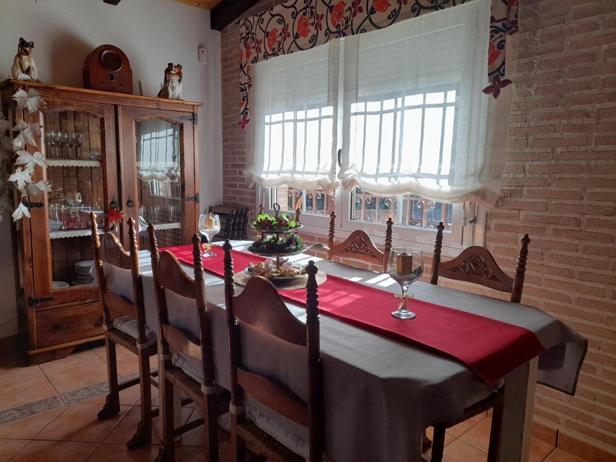 Vivencias Casa Rural Para 10 Personas Camunas Exterior foto